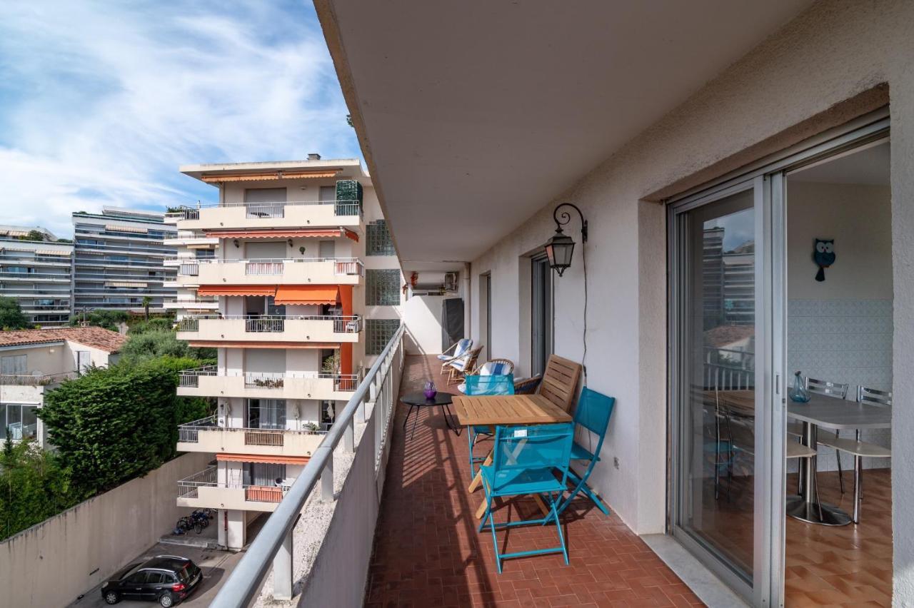 Appartement Grand T3 Juan les Pins, 2 balcons, proche plage à Antibes Extérieur photo